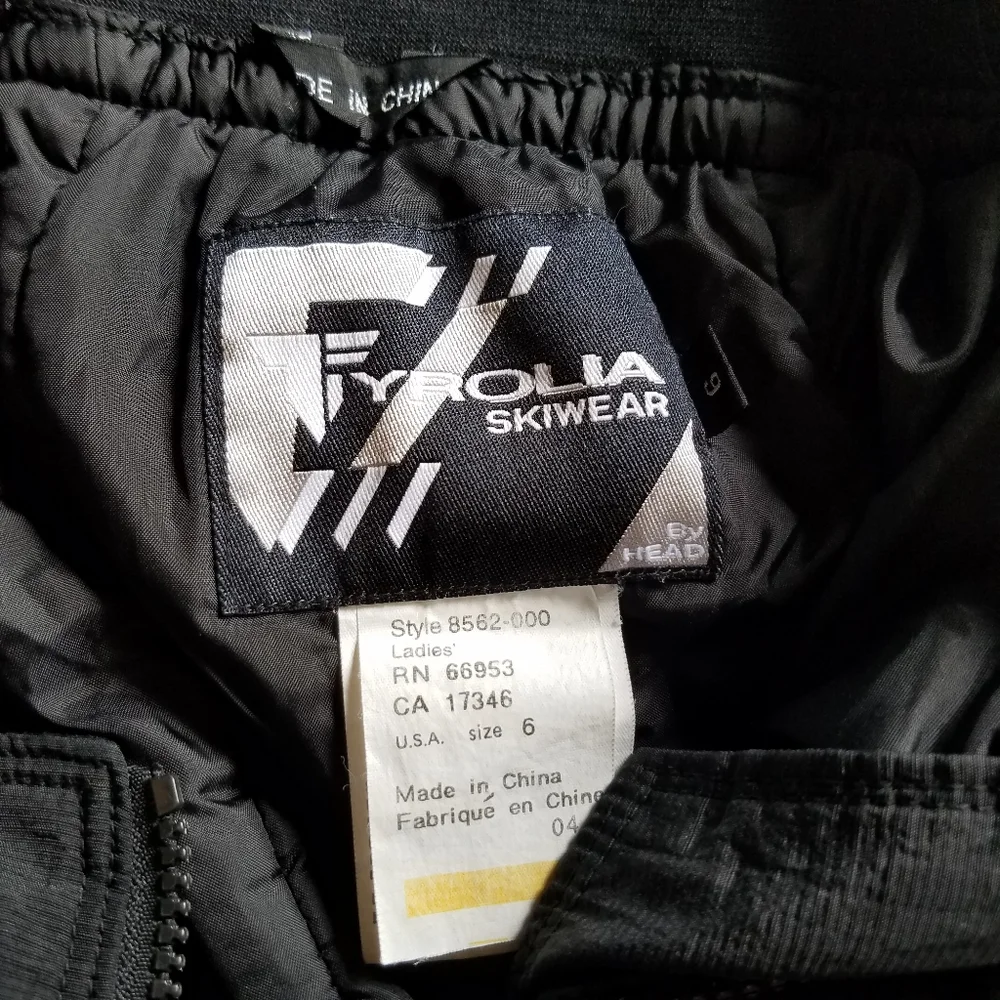 Vintage Tyrolia High Waisted Skiwear Skiboarding Stirrup Black Pants - Picture 9 of 11